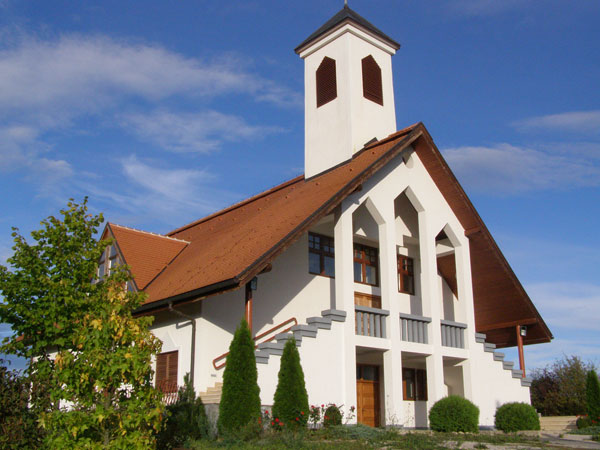 crkva marije pomocnice 1